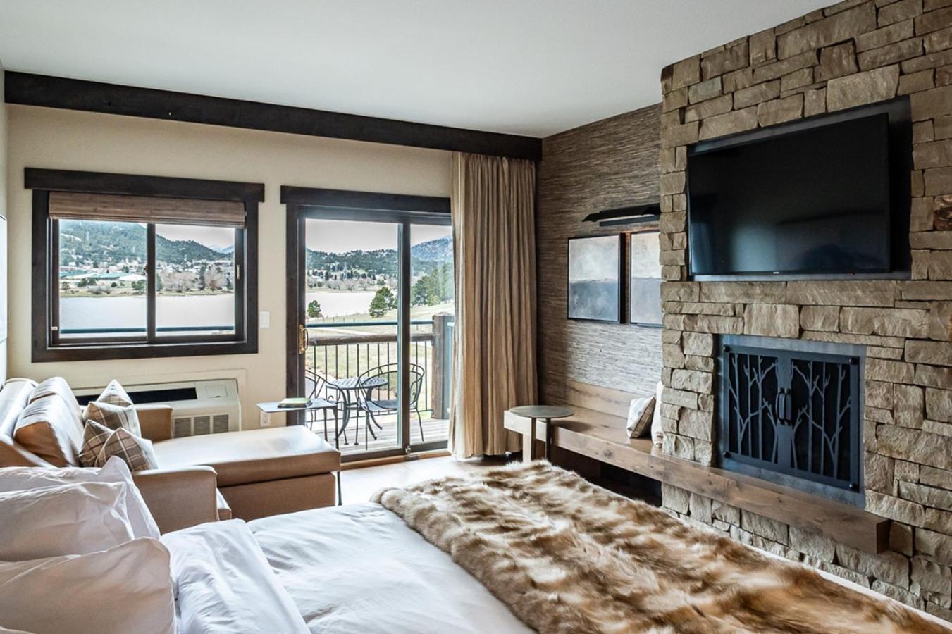 Hotel The