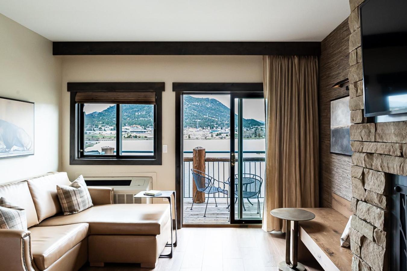 Hotel The